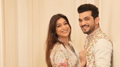 Arjun Bijlani and Neha Swami give clarification after T-shirt row.