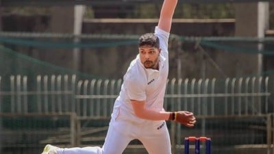 Umesh Yadav in action (Priyank Panchal - X) Umesh Yadav in action (Priyank Panchal - X)