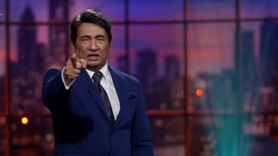 Shekhar Suman hosts talk show called Shekhar Tonite.