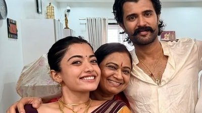 Vijay Deverakonda says mom Madhavi got emotional watching his film with Rashmika Mandanna.
