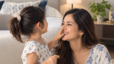 A child’s repeated face-touching may be more than just a habit. Psychology says children who keep touching a parent’s face while talking may have a deeper reason for doing it