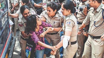 A large crowd of demonstrators assembled at Jantar Mantar to voice their discontent against Chief Election Commissioner Gyanesh Kumar Hundreds detained at protest against CEC in Jantar Mantar