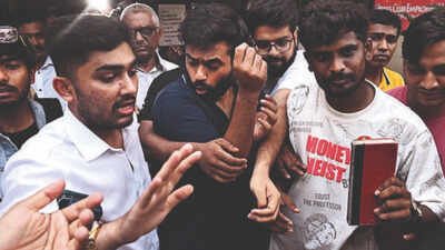 Abhijeet Dipke said if he is arrested, he ‘will come again and again and again’ CJP founder Abhijeet Dipke detained by Mumbai Police ahead of October 2 march, released later