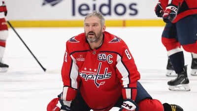 Alex Ovechkin returned to the Washington Capitals on a one-year contract (Image via Getty Images) Why Pittsburgh Penguins star Evgeni Malkin broke tradition following Alex Ovechkin’s Washington Capitals NHL retirement announcement