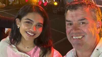 Australian MP Brad Battin shares selfie with Mamitha Baiju as she joins Malayali community for Onam; calls ‘BKU’ actress a ‘down-to-earth superstar’