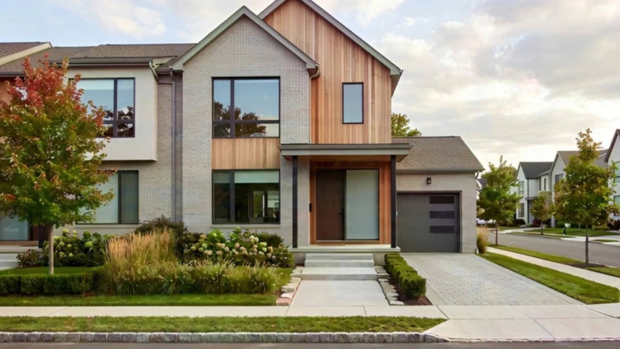 Ayala found a three-bedroom, 2.5-bathroom townhouse in Easton, Pennsylvania