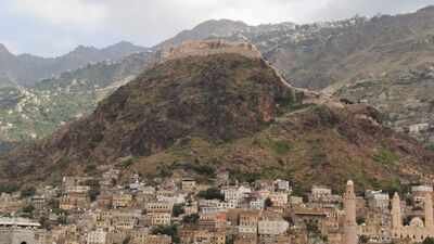 Buildings stand in the southwestern city of Taiz, Yemen (Reuters) Houthis close in on key Yemen city of Taiz: Why a global trade route is at risk
