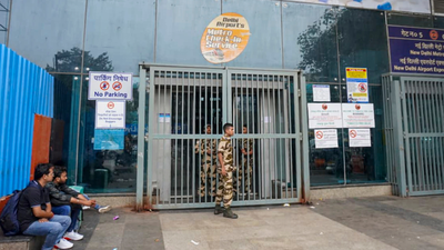 Delhi Metro, trains to run amid CJP protest: SC says services can be regulated Can’t stop metro & trains, act as situation unfolds: Supreme Court to govt