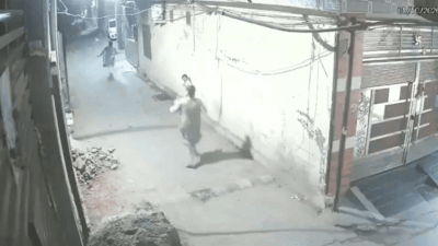 CCTV footage shows Boni striking the little girl Woman repeatedly slaps, drags 5-year-old girl in Amritsar, CCTV footage emerges