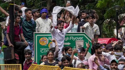 ‘Constitution, not convenience’: Harvard-affiliated Indians hit out at anti-EC protests