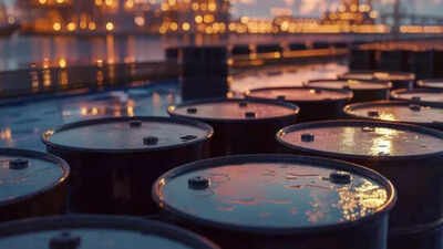 Crude prices ease marginally on Monday Oil prices ease slightly as G7 and Middle East crude supplies set to hit market