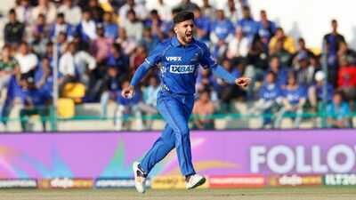 Fazalhaq Farooqi (Photo credit: ILT20) ILT20 season 5 auction biggest buys: Fazalhaq Farooqi becomes most expensive player with $380,000 deal; Babar Azam goes for base price