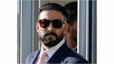 Abhishek Bachchan would ‘love’ ‘Kajra Re 2.0’, just needs Amitabh Bachchan and Aishwarya Rai Bachchan on board