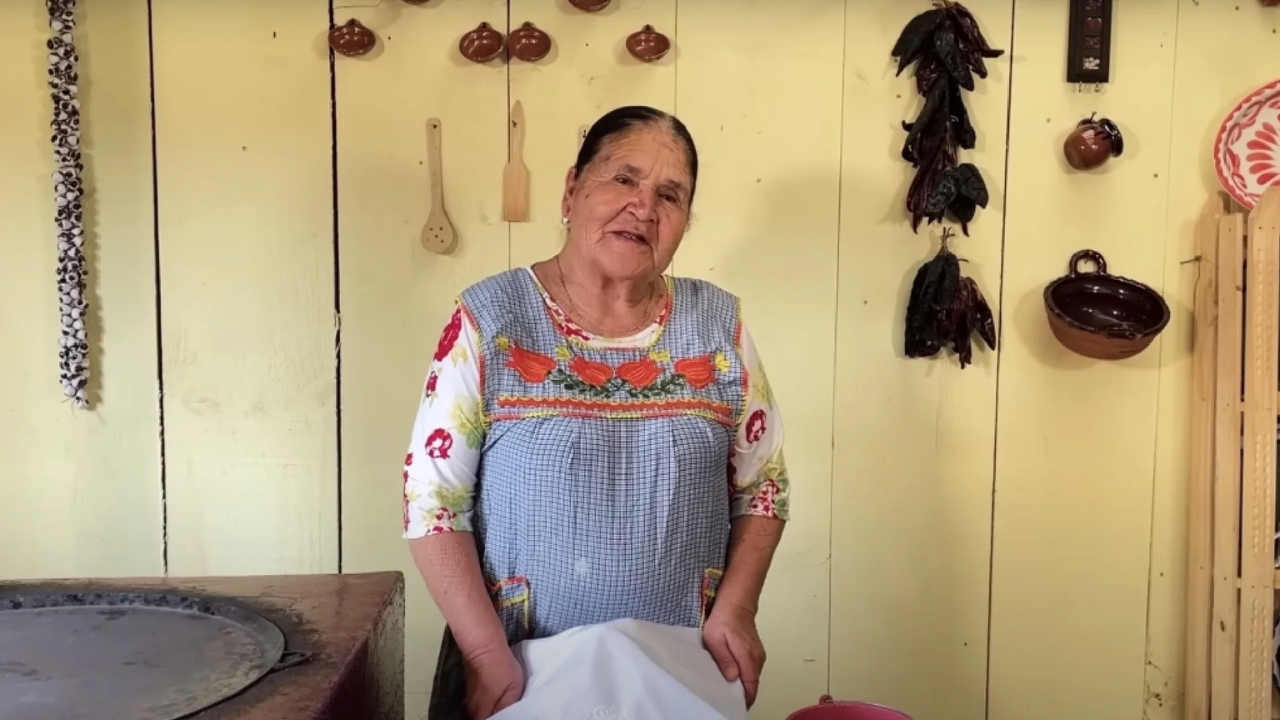 Doña Ángela launched her YouTube channel on August 20, 2019.