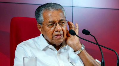 Kerala HC orders FIR against former CM Pinarayi Vijayan in CMRL bribery case