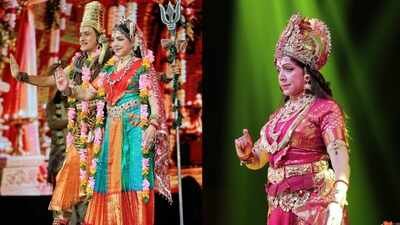 Hema Malini turns into Mata Durga as she performs her most popular dance ballet at 77 at Classic Convention centre, netizens call her 'beautifully divine'