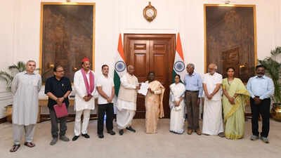 The opposition also demanded Kumar’s resignation 'Repeal all assembly polls over last 2 years': INDIA bloc MPs meet President Murmu, make 4 demands