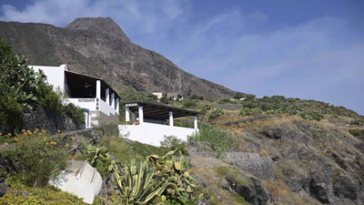 In 2006, the primary school on the island of Stromboli was closed due to a lack of students; in 2026, it opened for just one student whose family would otherwise have to break up their lives