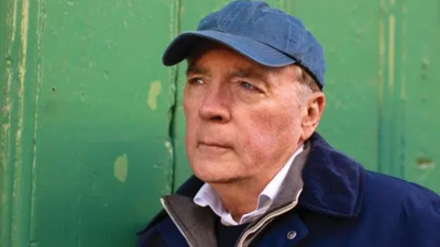 In 2015, James Patterson pledged $1.25 million to US school libraries; after requests poured in, he raised his gift to $1.75 million, helping 467 libraries fund books, reading programmes and repairs