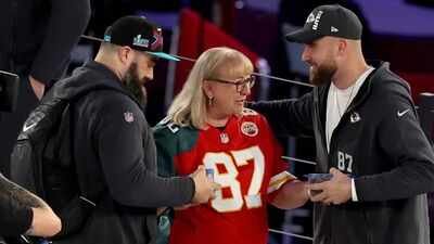 Donna Kelce supported Jason and Travis Kelce’s community charity efforts for autism and underserved youth(Getty Images) “Done a fantastic job since its inception”: How Donna Kelce supported Jason and Travis Kelce’s community charity efforts for autism and underserved youth