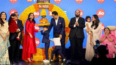 On debut, Jio 2nd most valuable company, behind only parent Reliance Industries