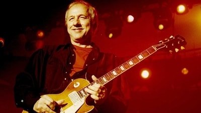 Mark Knopfler, the Dire Straits frontman, sold his guitars and amps at Christie’s in London for £8.84 million. (Wikimedia Commons)