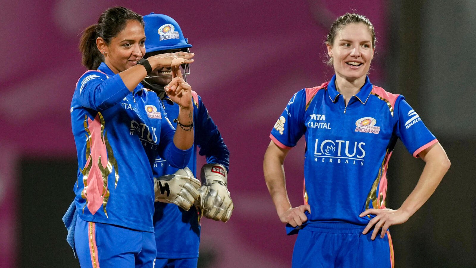 Mumbai have retained Harmanpreet, Matthews, Sciver-Brunt and Kerr among others