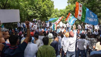 Delhi Police registers 3 FIRs over protests demanding CEC Gyanesh Kumar's resignation