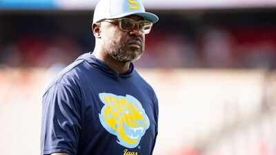 Marshall Faulk Spent 18 Months Living With Parkinson’s Disease Before Revealing the Diagnosis That Changed His Perspective (Getty Images) "Life was going to end": Marshall Faulk’s NFL career was defined by speed and power; his Parkinson’s journey is now about something different