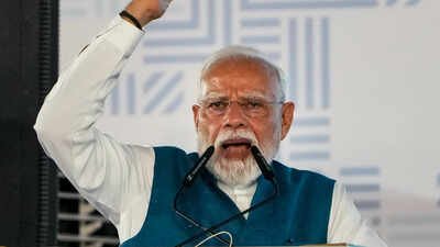 The Prime Minister urged students to dream big, expand their horizons and pursue their ideas fearlessly. He expressed confidence that their efforts would help India achieve its goal of becoming a developed nation by 2047. ‘This is your time’: PM Modi tells Chennai students to think big, take Tamil culture to the world