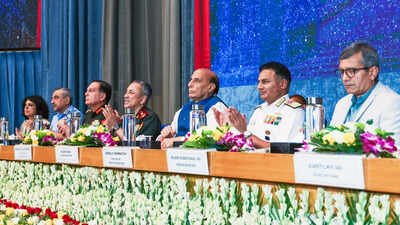 Rajnath also commended Saksham, DAD’s project for digitising and integrating the defence accounting and payment ecosystem hosted on a secure dedicated data centre and operating on the DAD WAN network. Rajnath calls for greater financial systems integration of 3 services, stresses maximum digitisation