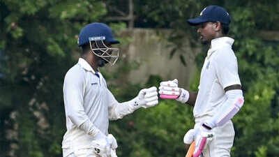 Ranji Trophy: Abishek Porel, Sudip Gharami put Bengal in command against Delhi