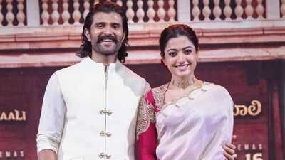 Rashmika Mandanna stuns in Rs 1.31 lakh saree at Ranabaali promotions (Image Credits Instagram) Rashmika Mandanna brings traditional glamour in Rs 1.31 lakh ivory saree as Vijay Deverakonda complements her in white at ‘Ranabaali’ promotions in Hyderabad