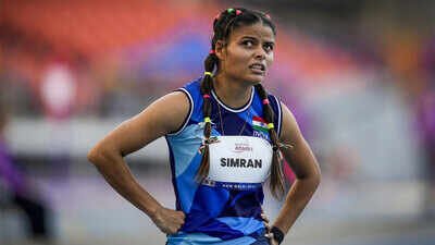 New guide, new glory! Simran storms to Games-record gold as Tejalben adds bronze at Asian Para Games