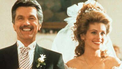 Julia Roberts remembers Tom Skerritt after his passing. The two played the father and daughter duo in the film, 'Steel Magnolias'. (YouTube) Julia Roberts honours ‘Steel Magnolias’ co-star Tom Skerritt after his passing: ‘A shining light…’