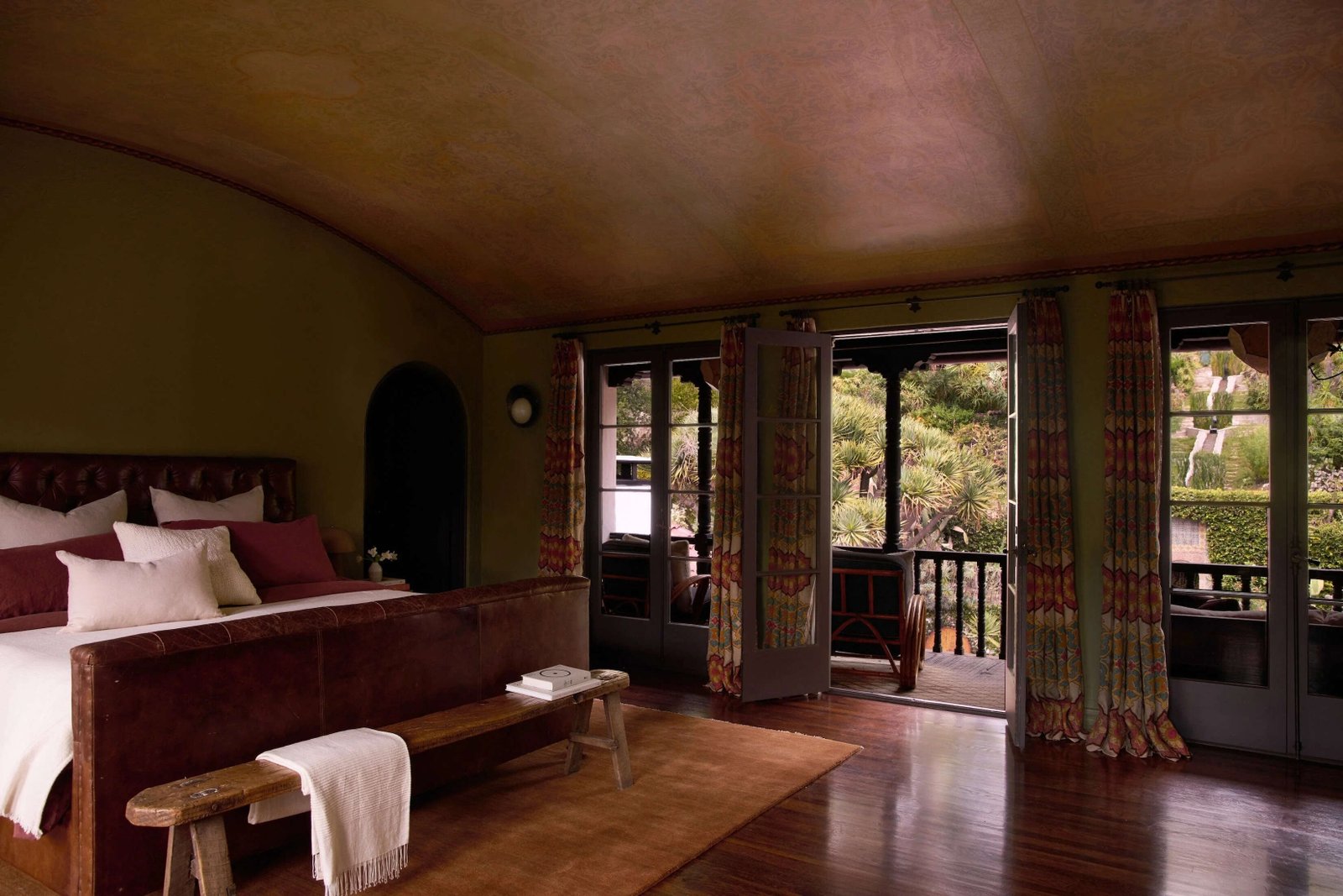 ​The historic Seyler House, once home to several celebrities, spans nearly 1.5 acres in Los Feliz.