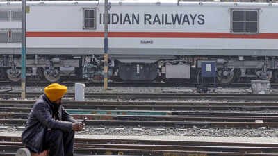 CJP’s October 10 protest: Mumbai Rajdhani, August Kranti delayed; 5 express trains cancelled
