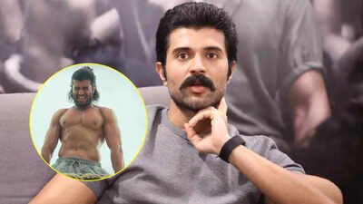 Vijay Deverakonda recalls 'licking' an ice cube during 'Liger' shoots; says, 'Was drinking only 200 ml a day' Vijay Deverakonda recalls 'licking' an ice cube during 'Liger' shoots; says, 'Was drinking only 200 ml a day'