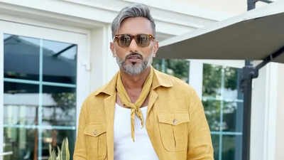 Yo Yo Honey Singh seeks more time from Maharashtra Cyber after skipping questioning over alleged objectionable remarks at a concert Yo Yo Honey Singh seeks more time from Maharashtra Cyber after skipping questioning over alleged objectionable remarks at a concert